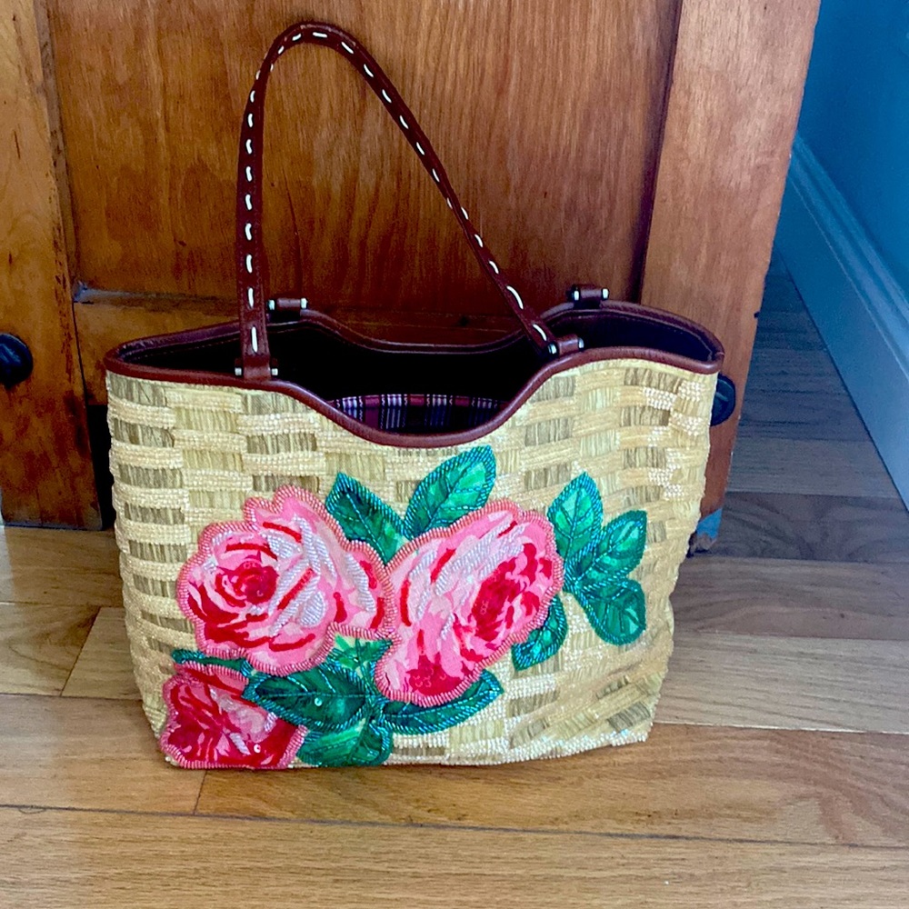 Vintage Isabella Fiore bag , pre owed , excellent condition.